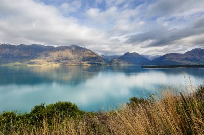 Amazing natural landscapes in New Zealand. Mountains lake.